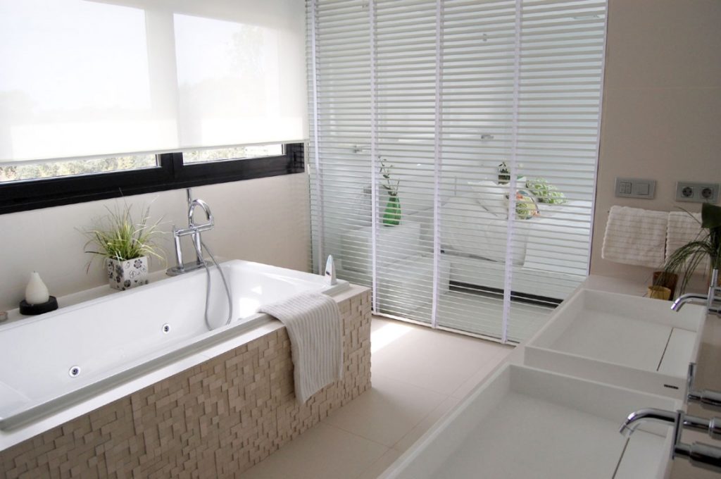 white-bathrooms-regarding-architecture-house-bathroom-designs-ideas-small-ultra-modern-white